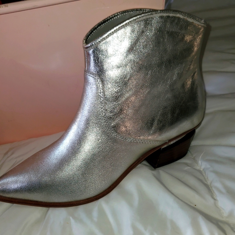 Donna Karan Leather Silver Booties